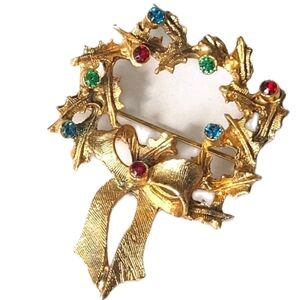 Vintage LJM Wreath Pin Brooch Gold Tone Holiday Christmas Red Green Stone